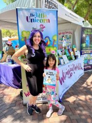 https://sherifink.com/wp-content/gallery/book-the-little-penguin/The_Little_Penguin_Fan_Photo.jpg?t=1716320928