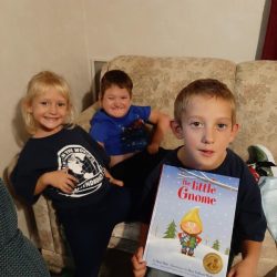 https://sherifink.com/wp-content/gallery/the-little-gnome-new/The_Little_Gnome_Book_Fans_Oct2020-copy.JPG?t=1718029560